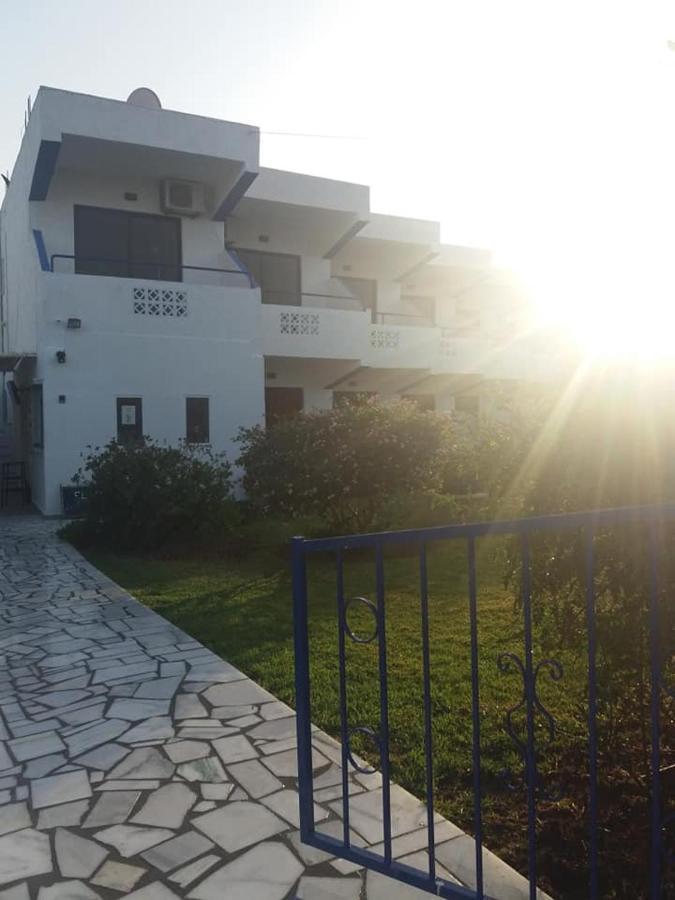 אפאנטו Eleni'S Apartments מראה חיצוני תמונה